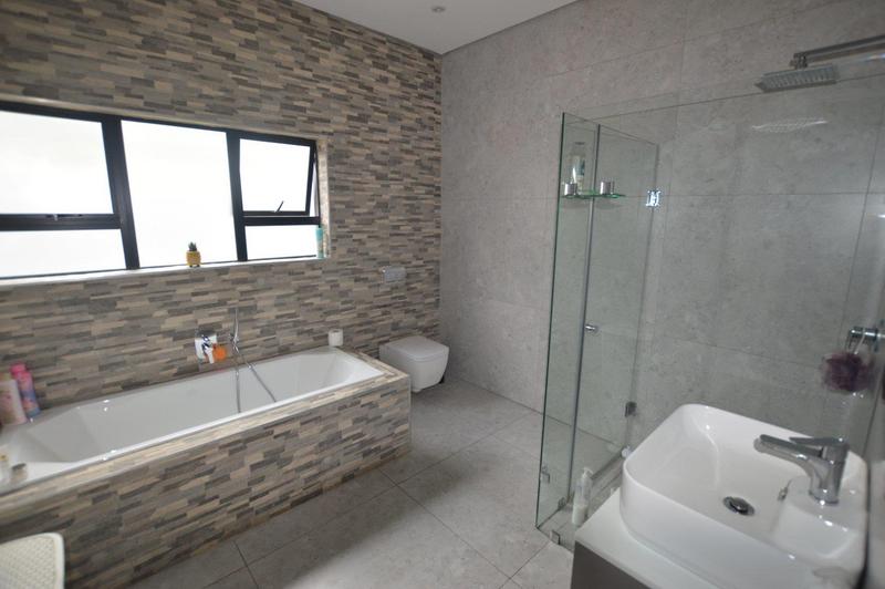 4 Bedroom Property for Sale in Heron Banks Golf Estate Free State